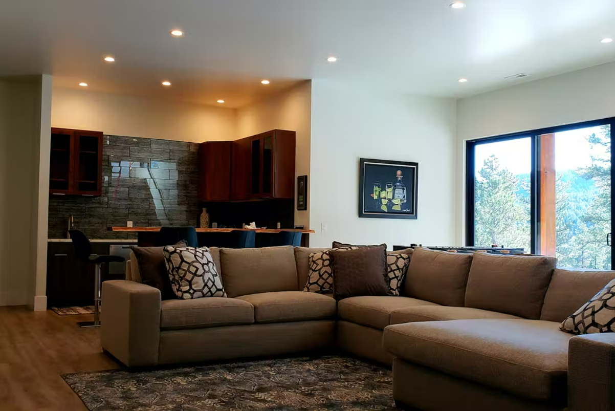 VRBO Entertainment Area VRBO Entertainment Area