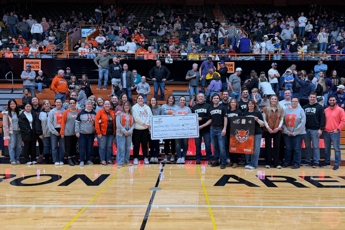 Iroquois – Web Photo